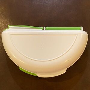 NWOT Weight Watchers microwave egg poacher. Or omelette maker. Dishwasher safe.